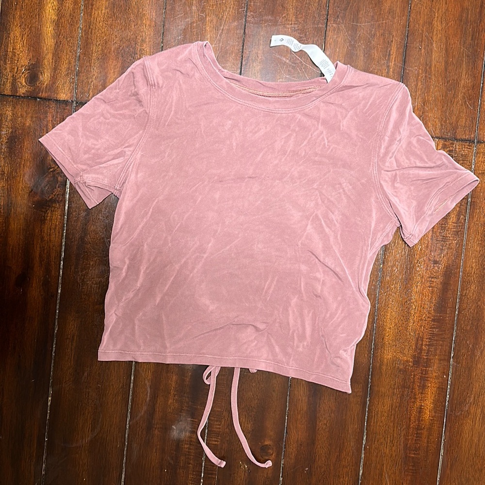Lululemon open back shirt